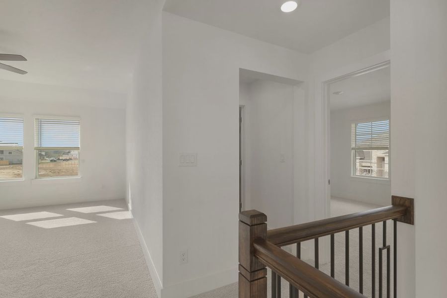 Spacious, unfurnished interior of a new home in Highland Village, Georgetown (Image 12).