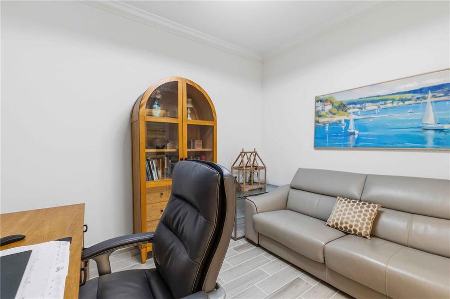 Furnished interior view inside a new home in , Port Charlotte (Image 31).