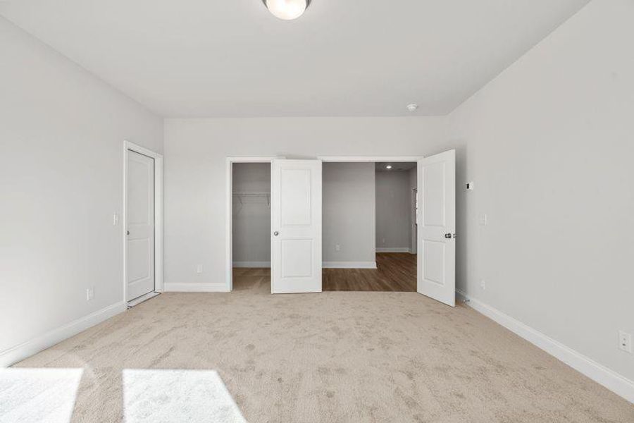 Spacious, unfurnished interior of a new home in Reserve at Hickory Walk, Kennesaw (Image 41). Spacious, unfurnished interior of a new home in Reserve at Hickory Walk, Kennesaw (Image 41).