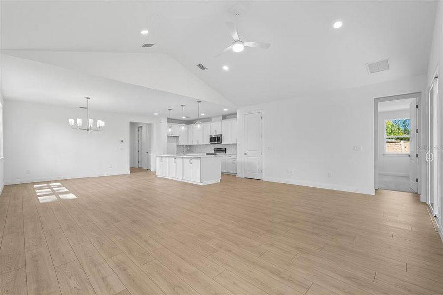 Spacious, unfurnished interior of a new home in Palm Coast Homes, Palm Coast (Image 33).