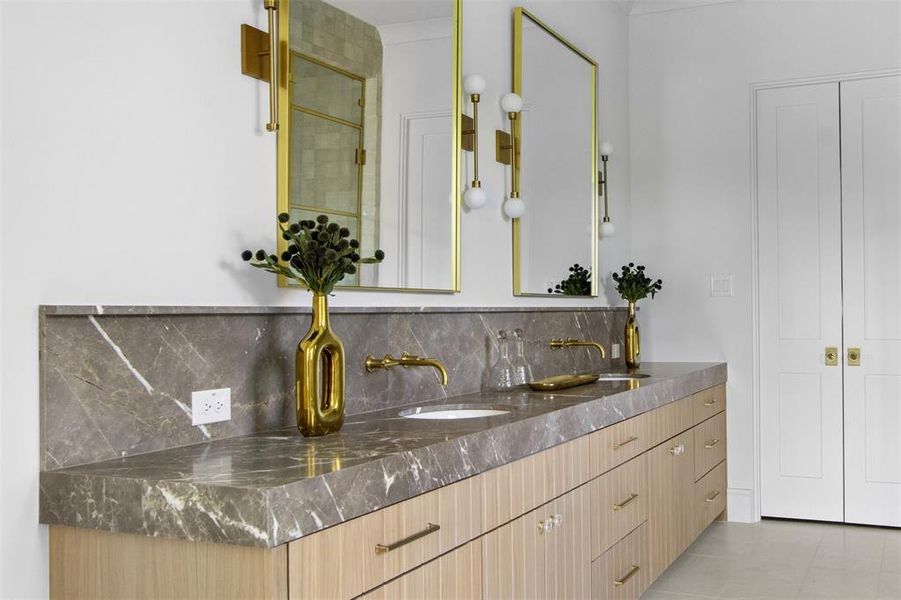 Close-up of interior finishes inside a home in , Dallas (Image 19). Close-up of interior finishes inside a home in , Dallas (Image 19).