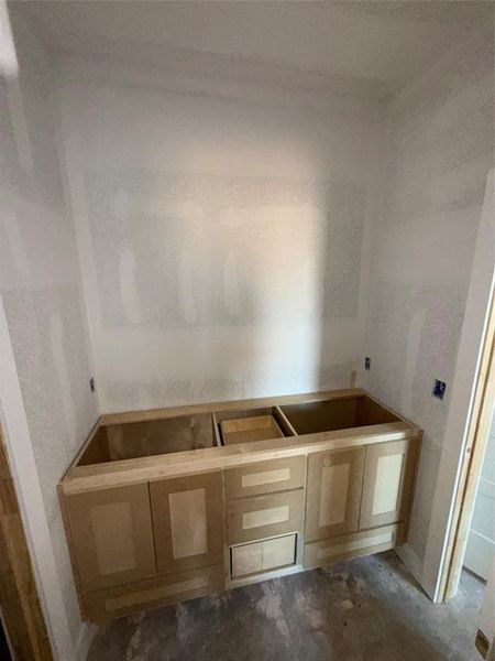 Guest Bath-Jack n Jill