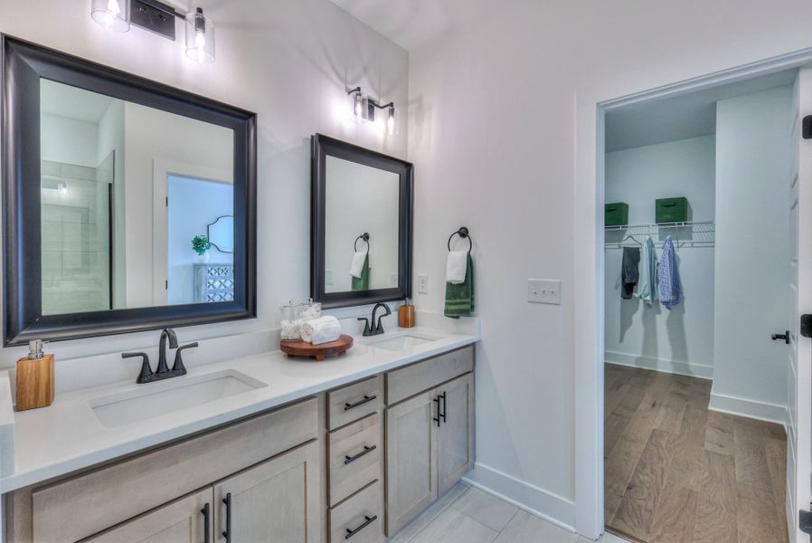 *Furnished model home example. Selections & finishes may vary. *Furnished model home example. Selections & finishes may vary.