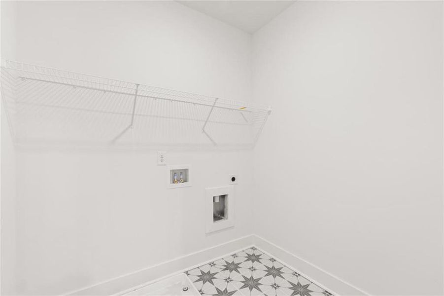 Spacious, unfurnished interior of a new home in Traditions of Braselton, Jefferson (Image 32).