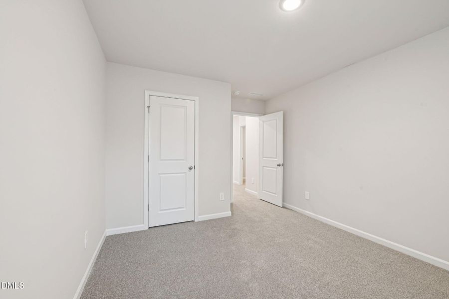 31-web-or-mls-Raleigh - Oak Manor - 133