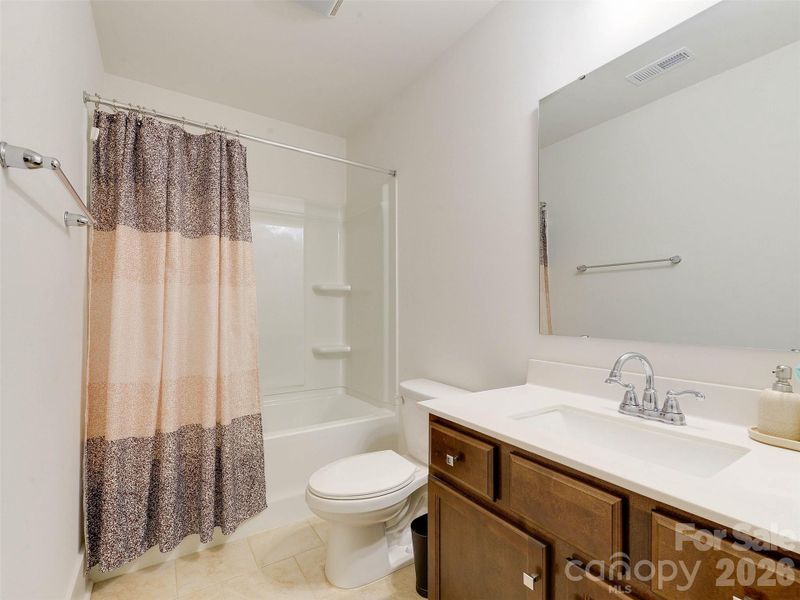 Furnished interior view inside a new home in , York (Image 34).