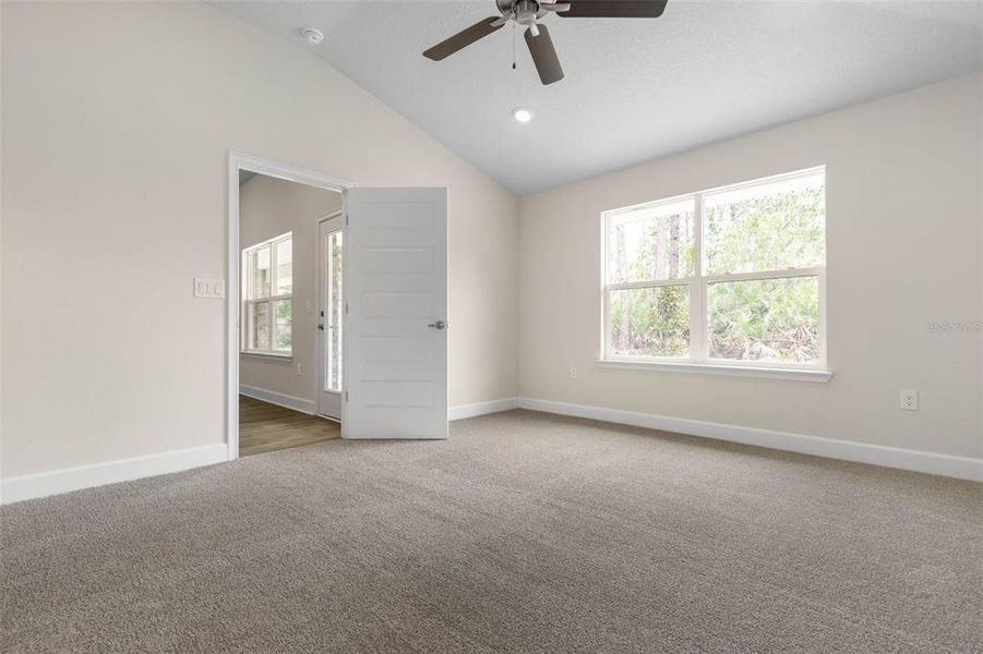 Image 23 of a home in Palm Coast.