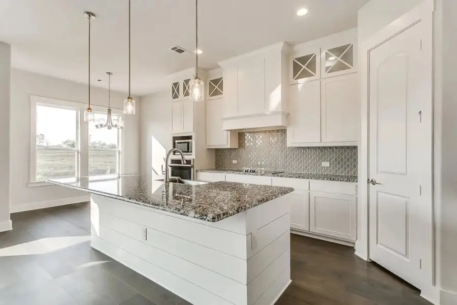 Representative furnished interior of a home built from the The Rhett by Elmwood Custom Homes in Byrum Ranch, Maypearl (Image 25).