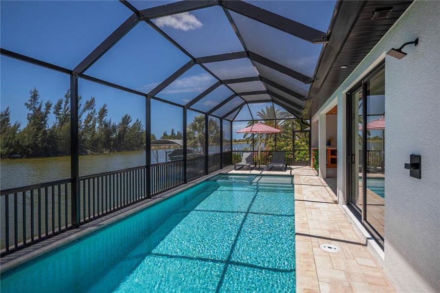 Exterior details and patio area of a home in , Port Charlotte (Image 3).