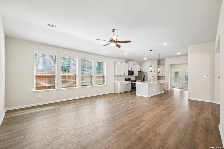 Spacious, unfurnished interior of a new home in Arcadia Ridge - Premier Series, San Antonio (Image 22). Spacious, unfurnished interior of a new home in Arcadia Ridge - Premier Series, San Antonio (Image 22).