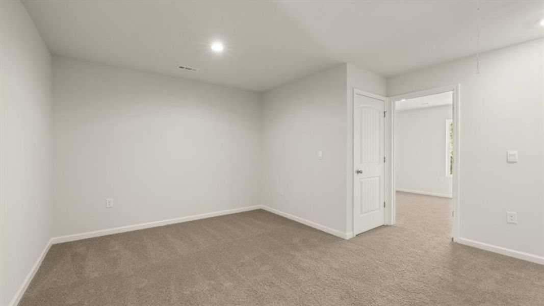 Spacious, unfurnished interior of a new home in Hughes Court, Dawsonville (Image 34). Spacious, unfurnished interior of a new home in Hughes Court, Dawsonville (Image 34).