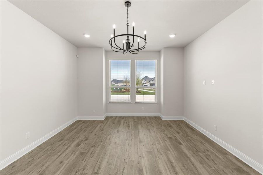 10. 3900 Keya - Family