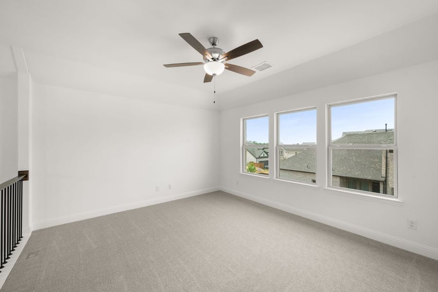 Representative unfurnished interior of a home built from the Aspen by Windsor Homes in Walton Ridge, Corinth (Image 21). Representative unfurnished interior of a home built from the Aspen by Windsor Homes in Walton Ridge, Corinth (Image 21).
