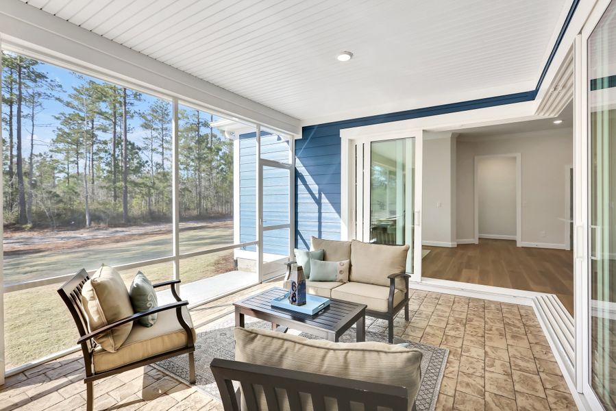 Representative exterior details of a home built from the Bar Harbour I by Kent Homes in St. James, Southport (Image 61).