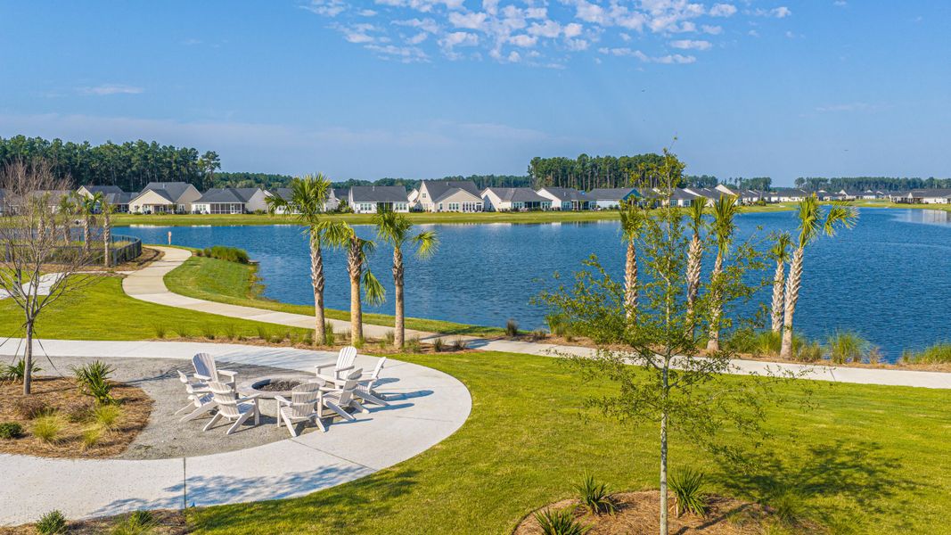 Community amenities in , Summerville (Image 40).