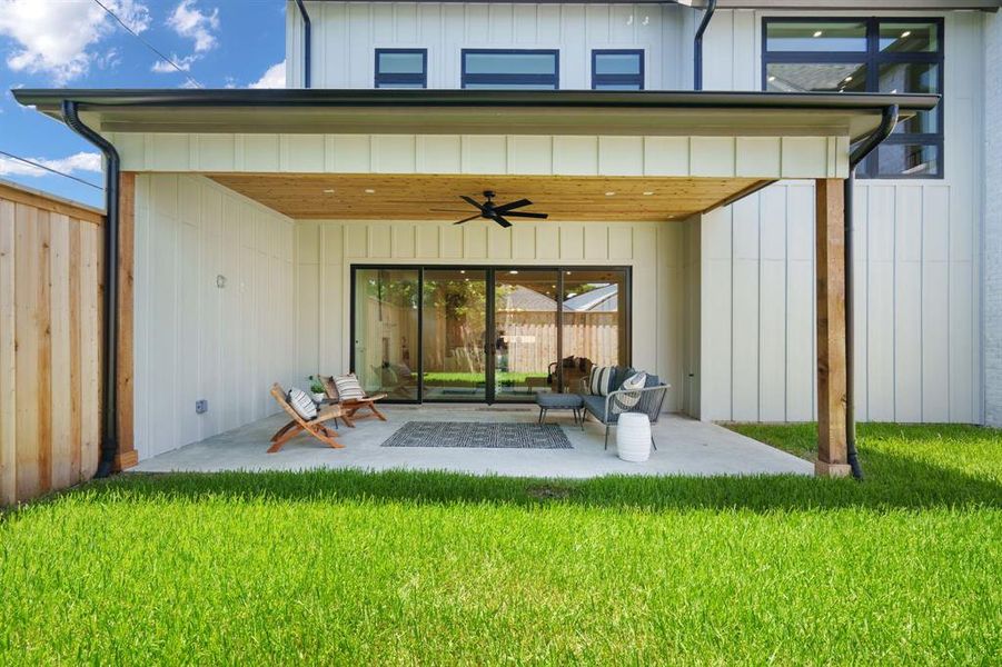 Exterior details and patio area of a home in , Dallas (Image 20).