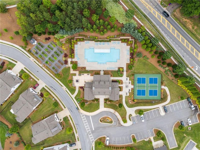 Community amenities in , Canton (Image 47). Community amenities in , Canton (Image 47).