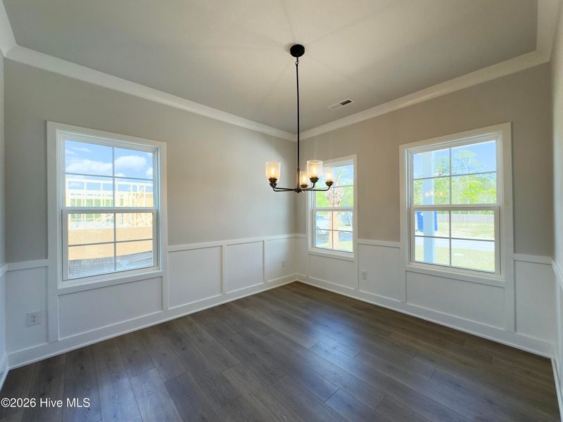 Spacious, unfurnished interior of a new home in Autumn Trail, Bolivia (Image 13).