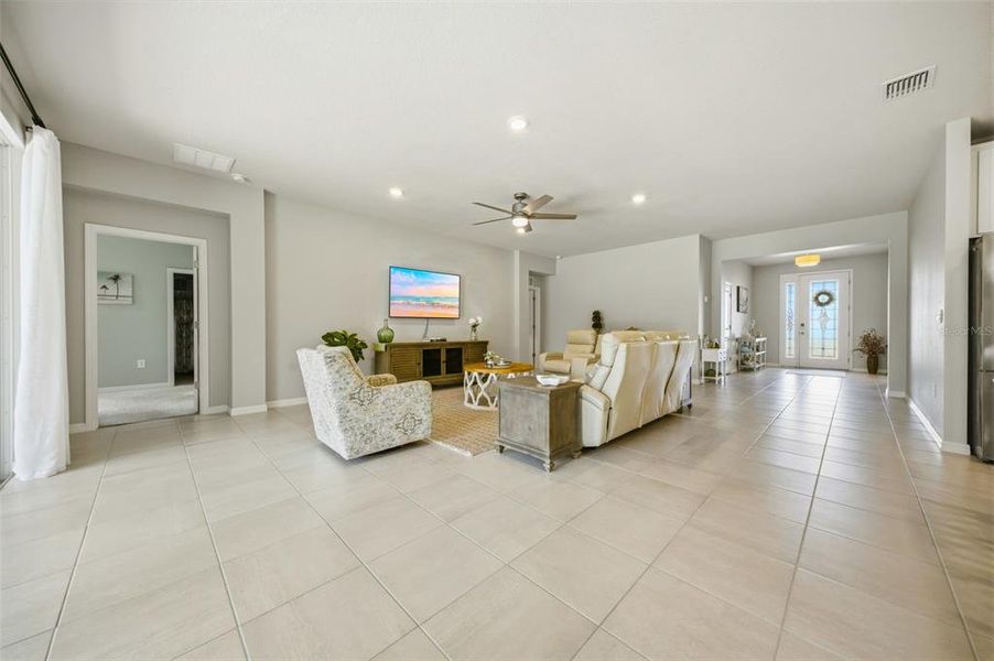 Furnished interior view inside a new home in Solera at Lakewood Ranch, Bradenton (Image 39).