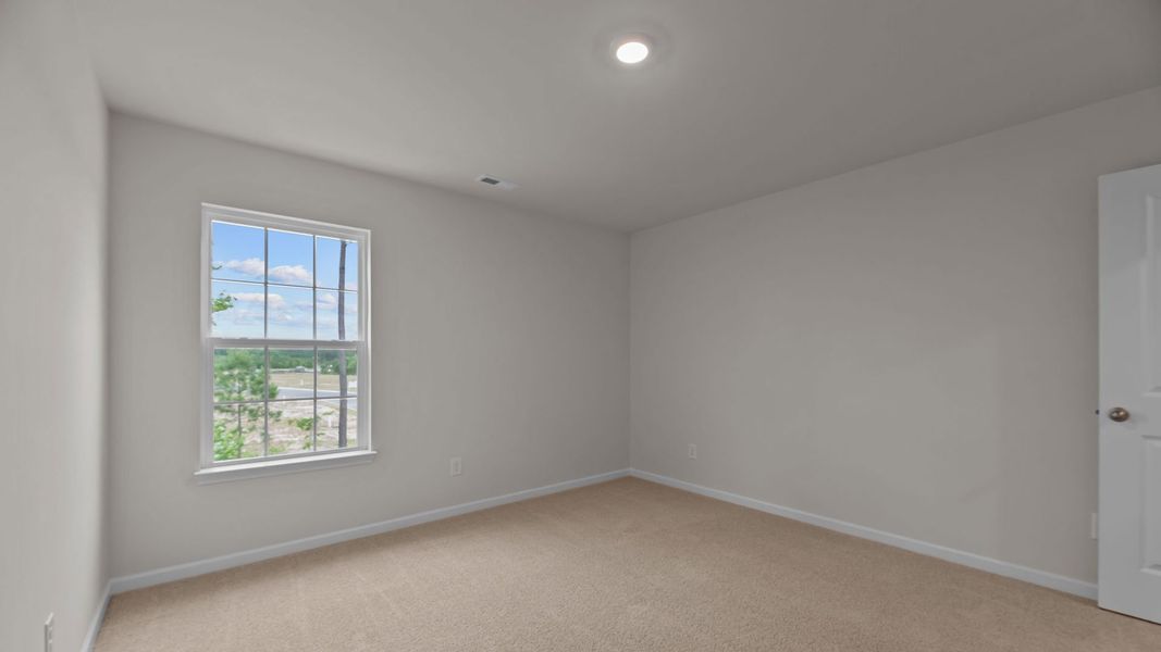 Spacious, unfurnished interior of a new home in West New Bern, New Bern (Image 24).