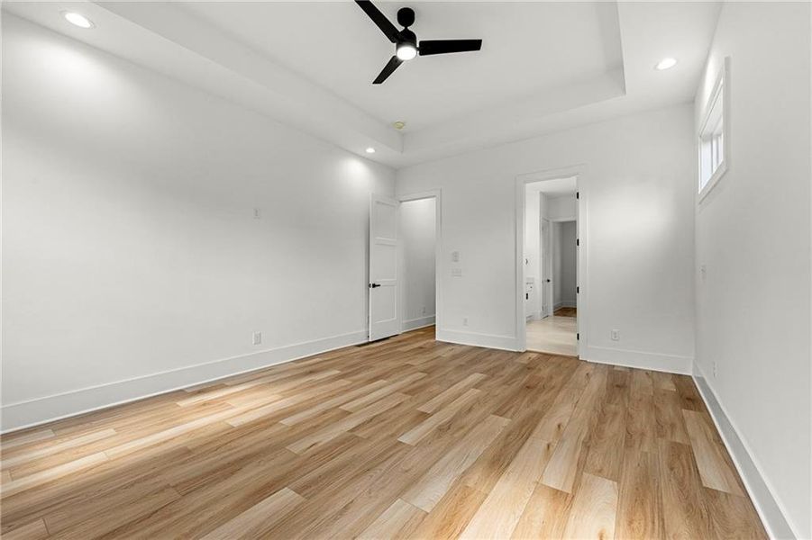 Spacious, unfurnished interior of a new home in , Jefferson (Image 35).