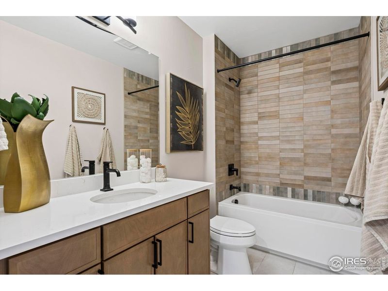 Furnished interior view inside a new home in , Fort Collins (Image 33).