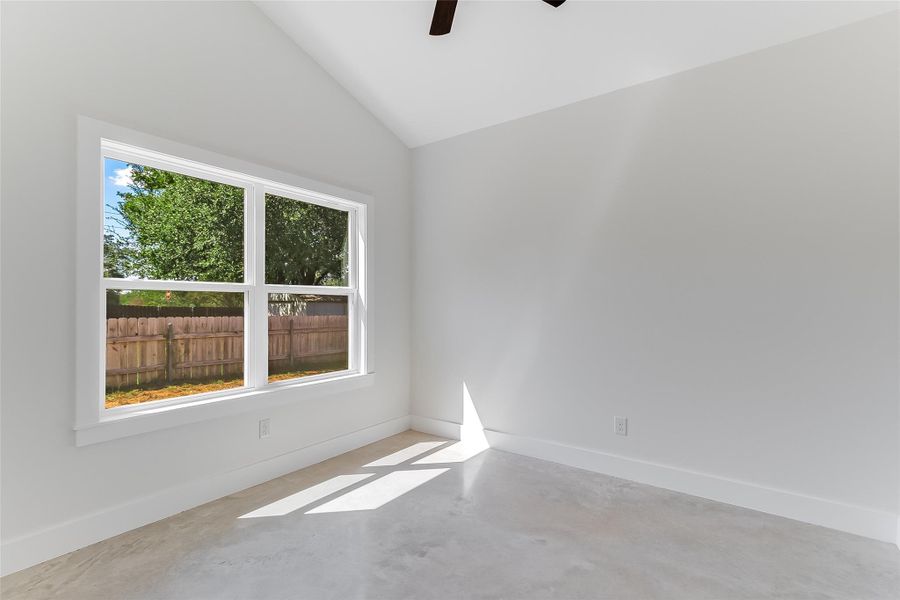 Spacious, unfurnished interior of a new home in , Marble Falls (Image 22).