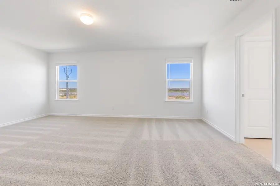 Spacious, unfurnished interior of a new home in Knox Ridge, Converse (Image 18).