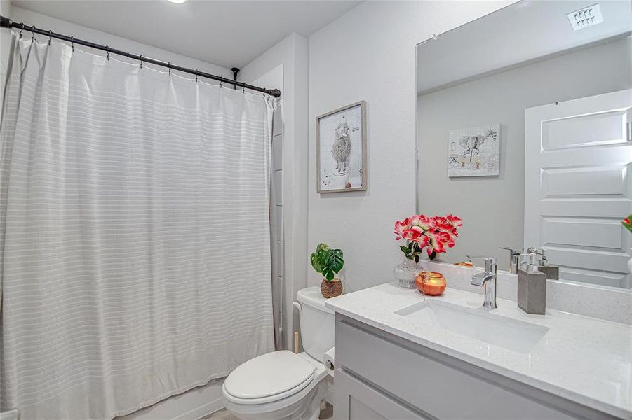 Furnished interior view inside a new home in Legado, Cleburne (Image 15). Furnished interior view inside a new home in Legado, Cleburne (Image 15).