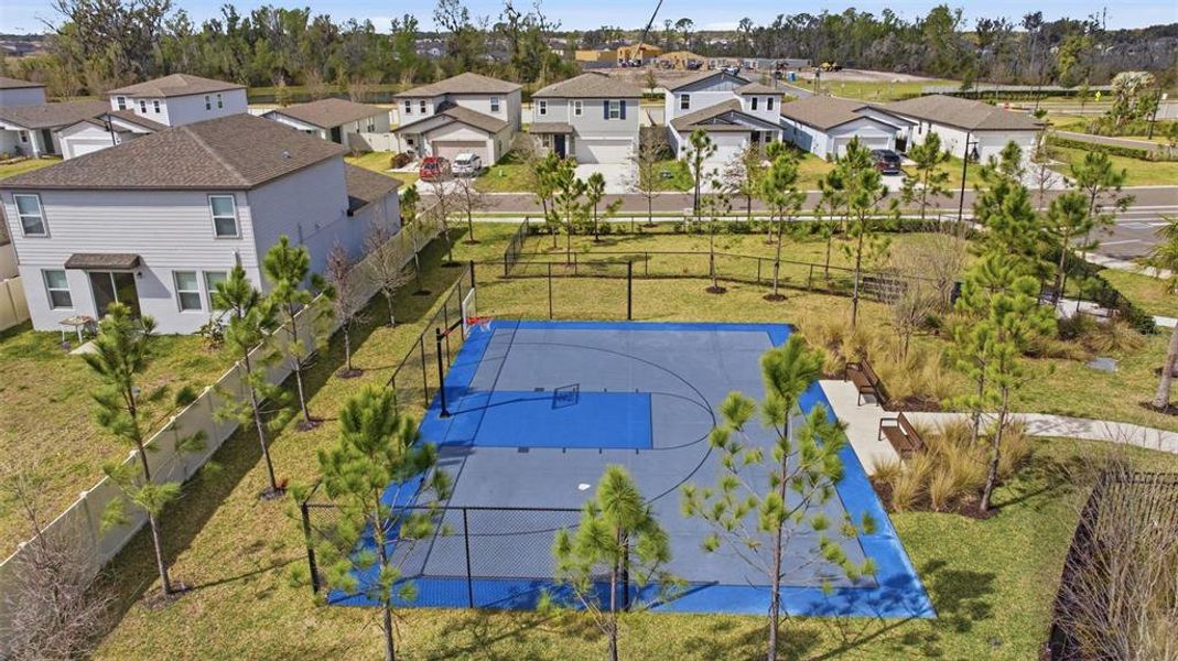 Community amenities in , Plant City (Image 47).