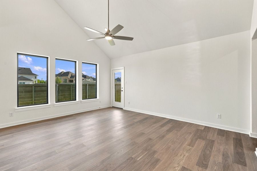 New Home in Celina, TX.  - Slide 17