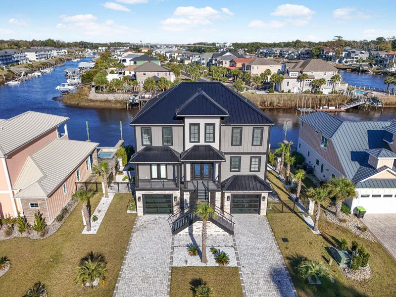 Image 53 of a home in .