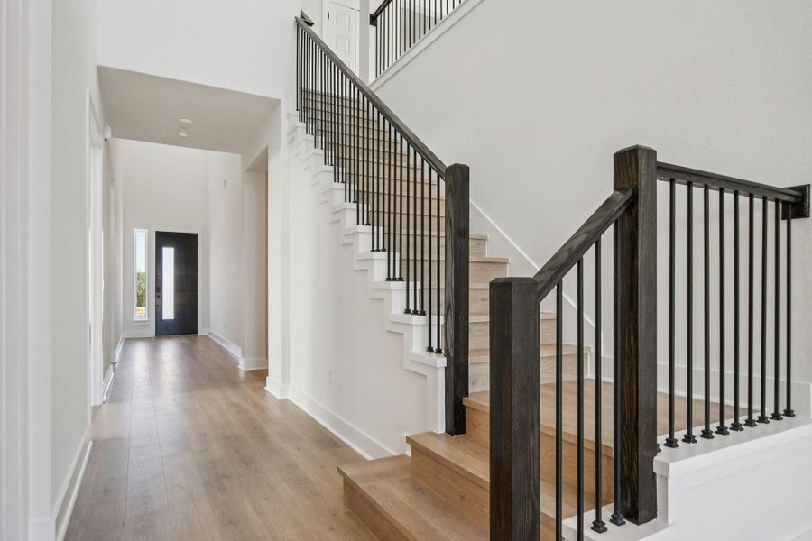 Spacious, unfurnished interior of a new home in , Round Rock (Image 30).