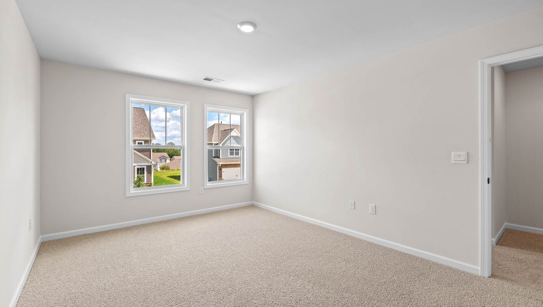 Representative unfurnished interior of a home built from the VERWOOD by D.R. Horton in Adams Glen, Greenville (Image 26).