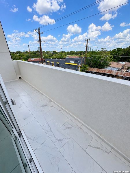 Exterior details and patio area of a home in , San Antonio (Image 15).