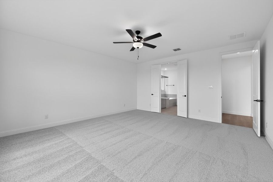 Spacious, unfurnished interior of a new home in The Ridge at Northlake, Northlake (Image 19). Spacious, unfurnished interior of a new home in The Ridge at Northlake, Northlake (Image 19).