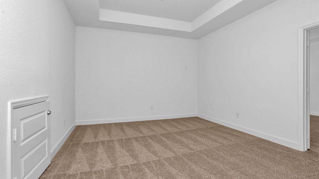 Spacious, unfurnished interior of a new home in Austin Point 60', Richmond (Image 15).