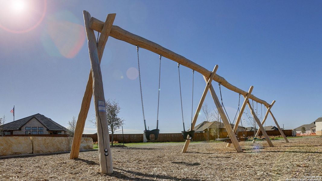 Community amenities in Alsatian Oaks, Castroville (Image 4).
