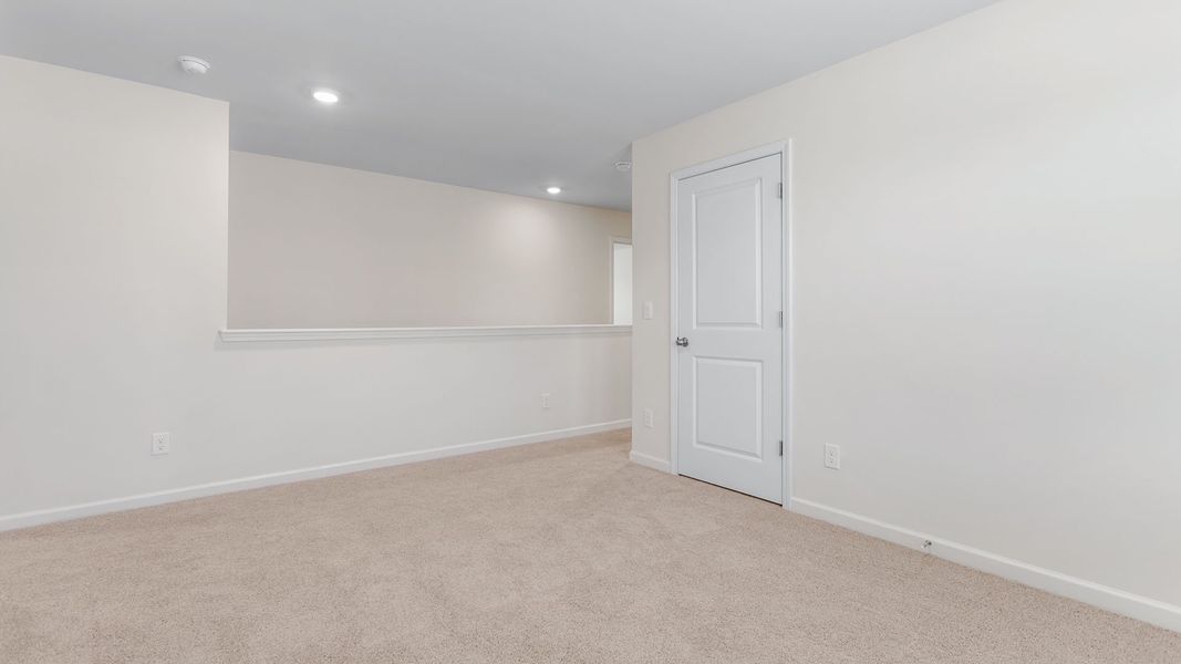 Spacious, unfurnished interior of a new home in Aspen Place, Thomasville (Image 19).