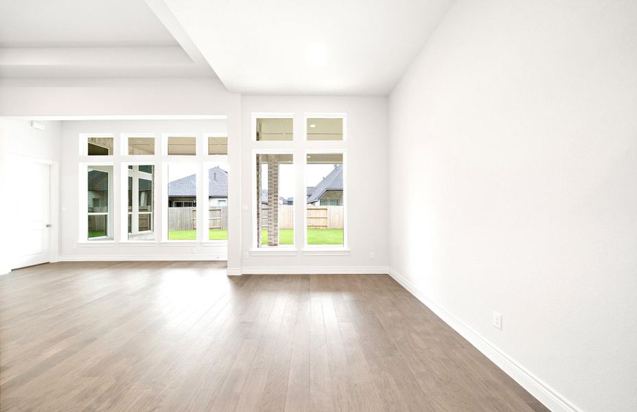 Spacious, unfurnished interior of a new home in Audubon 60′, Magnolia (Image 33).