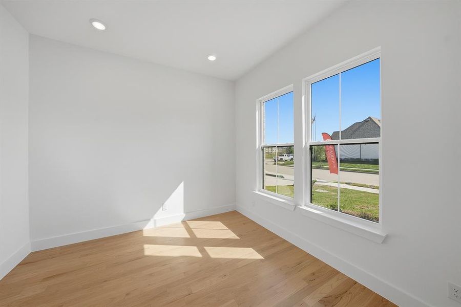 Spacious, unfurnished interior of a new home in Tavolo Park, Fort Worth (Image 23).