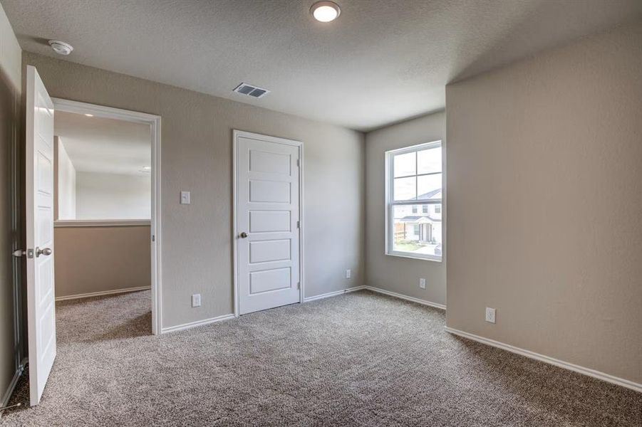 Spacious, unfurnished interior of a new home in Hannah Heights, Seguin (Image 29). Spacious, unfurnished interior of a new home in Hannah Heights, Seguin (Image 29).