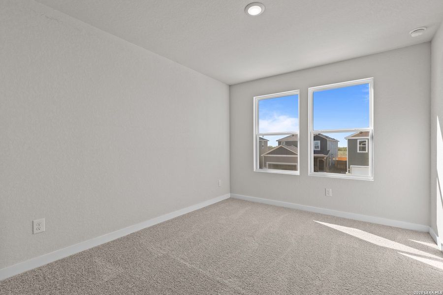 Spacious, unfurnished interior of a new home in Mesa Vista, San Antonio (Image 15). Spacious, unfurnished interior of a new home in Mesa Vista, San Antonio (Image 15).