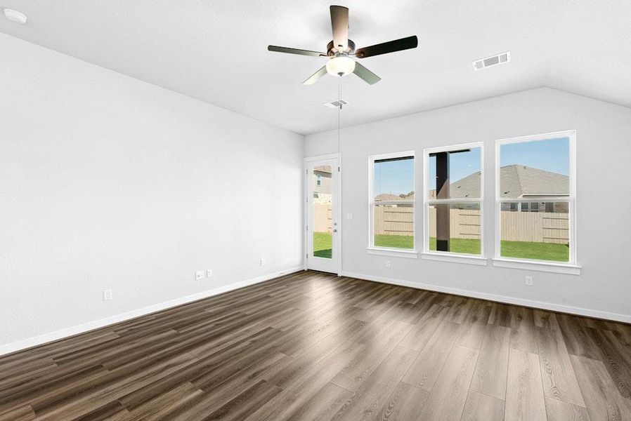 Spacious, unfurnished interior of a new home in The Colony, Bastrop (Image 14). Spacious, unfurnished interior of a new home in The Colony, Bastrop (Image 14).