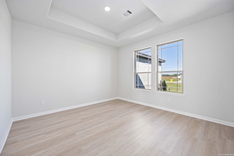 Spacious, unfurnished interior of a new home in Bonita Vista, Pleasanton (Image 18). Spacious, unfurnished interior of a new home in Bonita Vista, Pleasanton (Image 18).