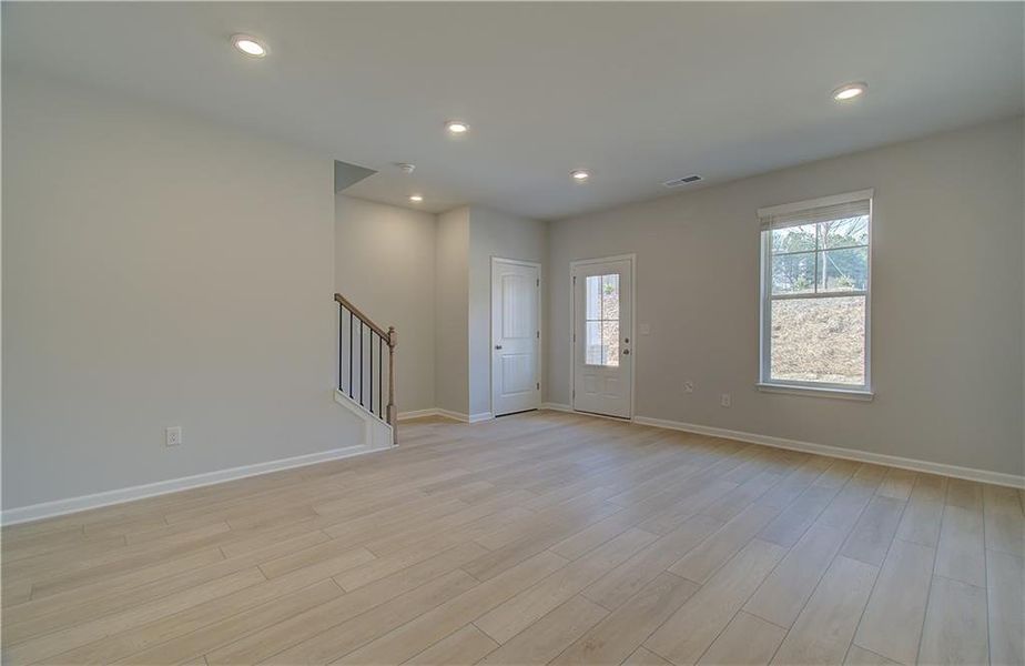 Spacious, unfurnished interior of a new home in Daybreak, Newnan (Image 23).