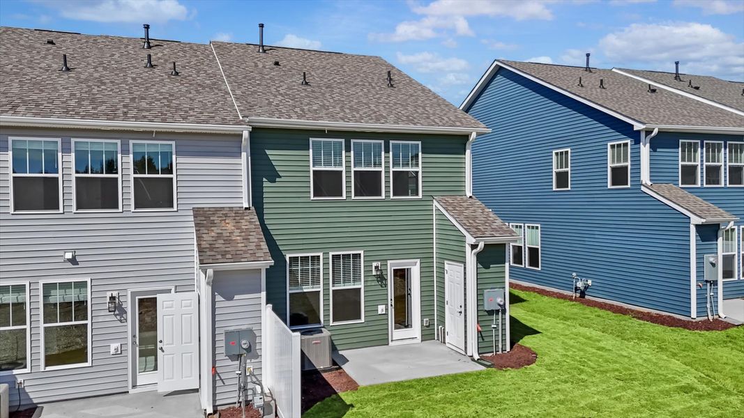 Exterior details and patio area of a home in Tyger Ridge, Moore (Image 21).
