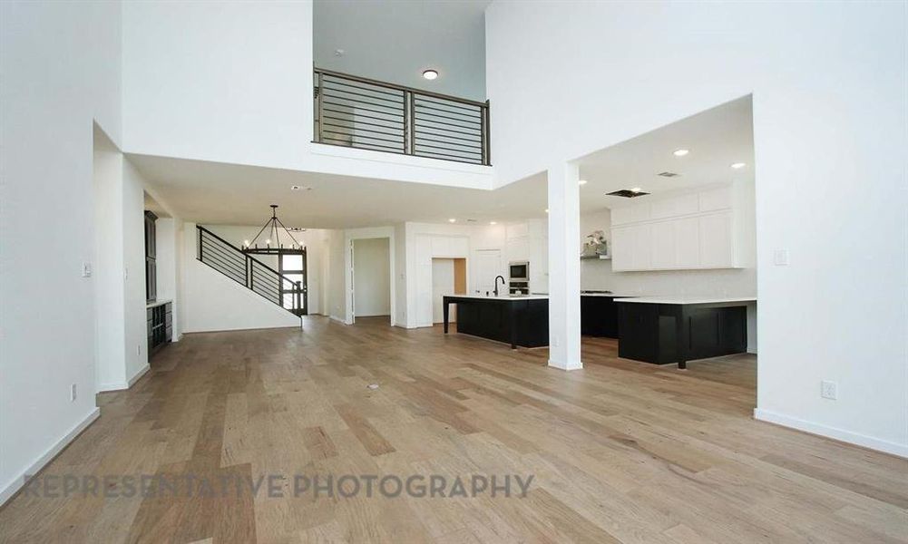 Spacious, unfurnished interior of a new home in Star Trail, Prosper (Image 16).