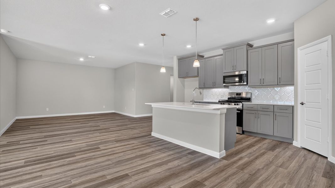 Furnished interior view inside a new home in Sandstone Estates, Granbury (Image 6).