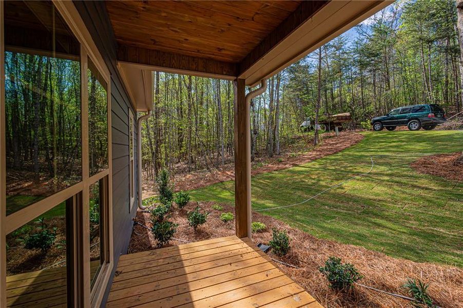 Exterior details and patio area of a home in , Murrayville (Image 45).